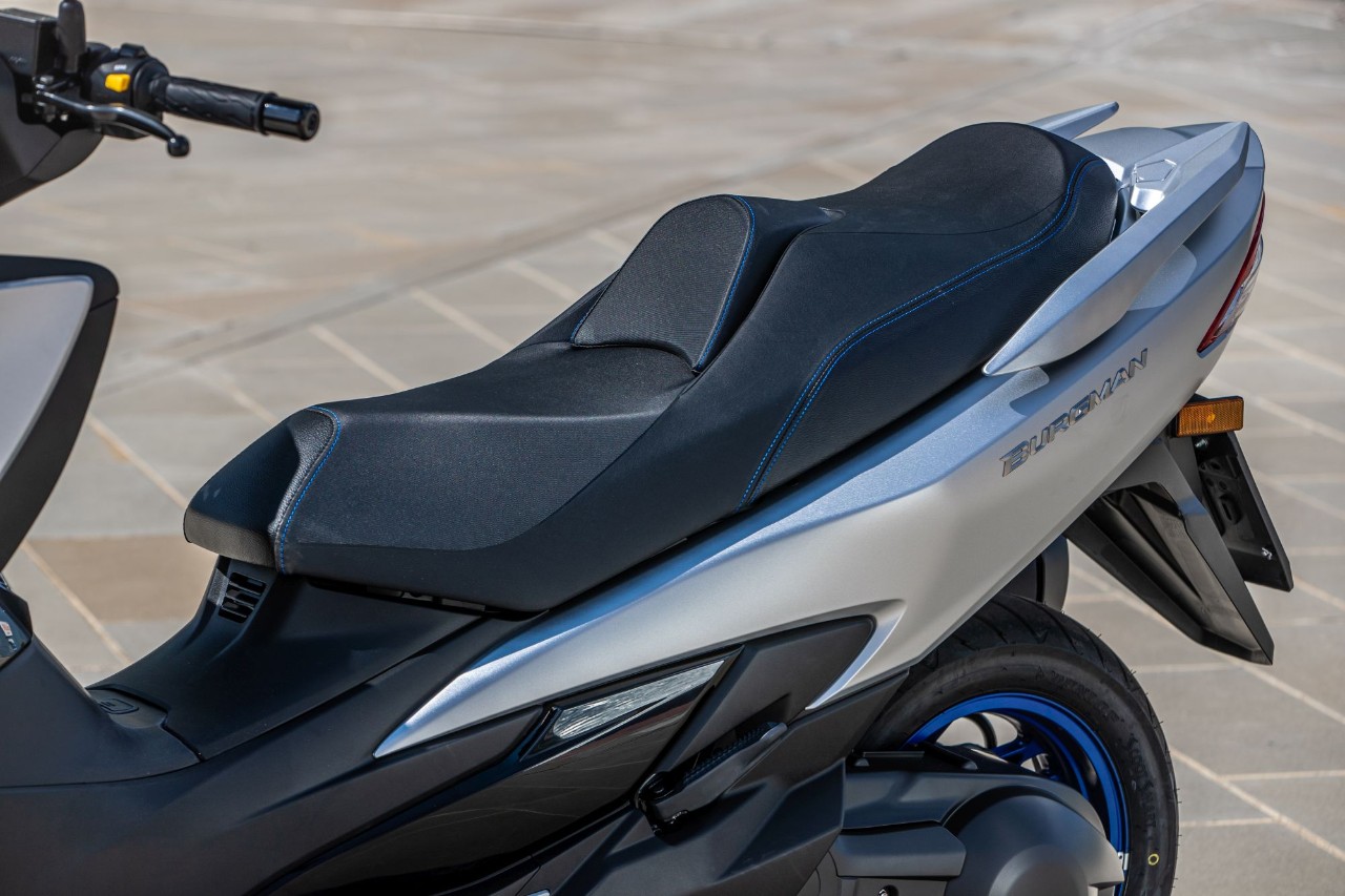 Suzuki Burgman 400: la STORIA continua!